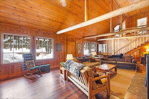 Fireplace - Diamond Belle Guest Ranch (Wauconda)