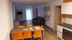 Oven, stovetop, dishwasher, cookware/dishes/utensils - Rosticaffè (Lavarone)