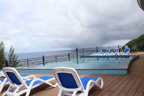 Infinity pool - Amanda Luxury Villa (Mahé Island)