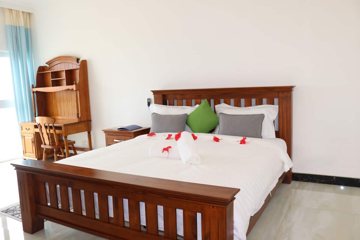 Superior Room, Sea View, Sea Facing | Hypo-allergenic bedding, in-room safe, soundproofing, free WiFi