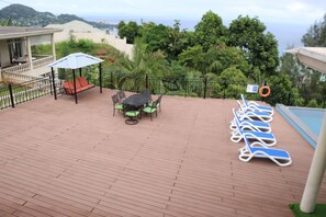 Standardzimmer, Balkon, Poolblick | Blick vom Balkon