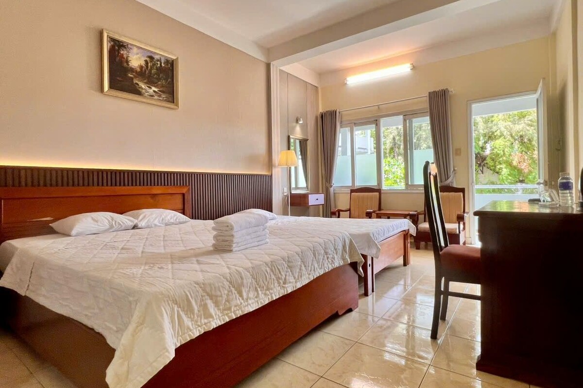 Superior Triple Room, City View