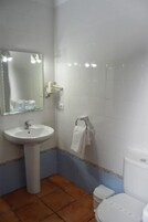 Free cribs/infant beds, free WiFi, bed sheets