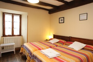 双床房, 2 张单人床 | 免费 WiFi、床单