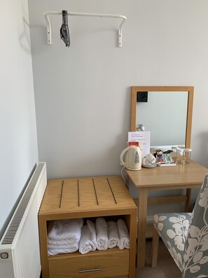 Kaffee und/oder Kaffeemaschine