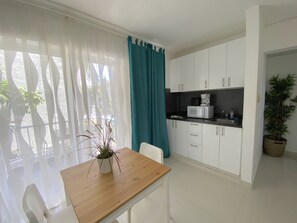 Suite estudio | Servicio a la habitación