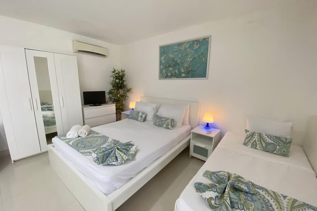 Premium bedding, minibar, in-room safe, blackout curtains