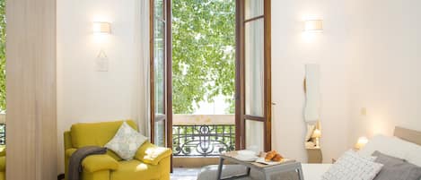 Apartment, 3 Bedrooms | 3 bedrooms, iron/ironing board, free cots/infant beds, free WiFi