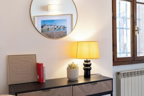 Living area - Rental In Rome Rosselli Palace Apartment 2 (Florence)