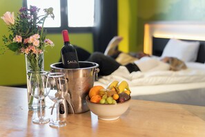 Comfort Double or Twin Room | Hypo-allergenic bedding, desk, laptop workspace, soundproofing