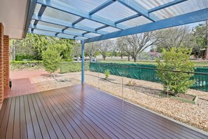 Terrace/patio - BRADDON CENTRAL CONVENIENCE (Braddon)