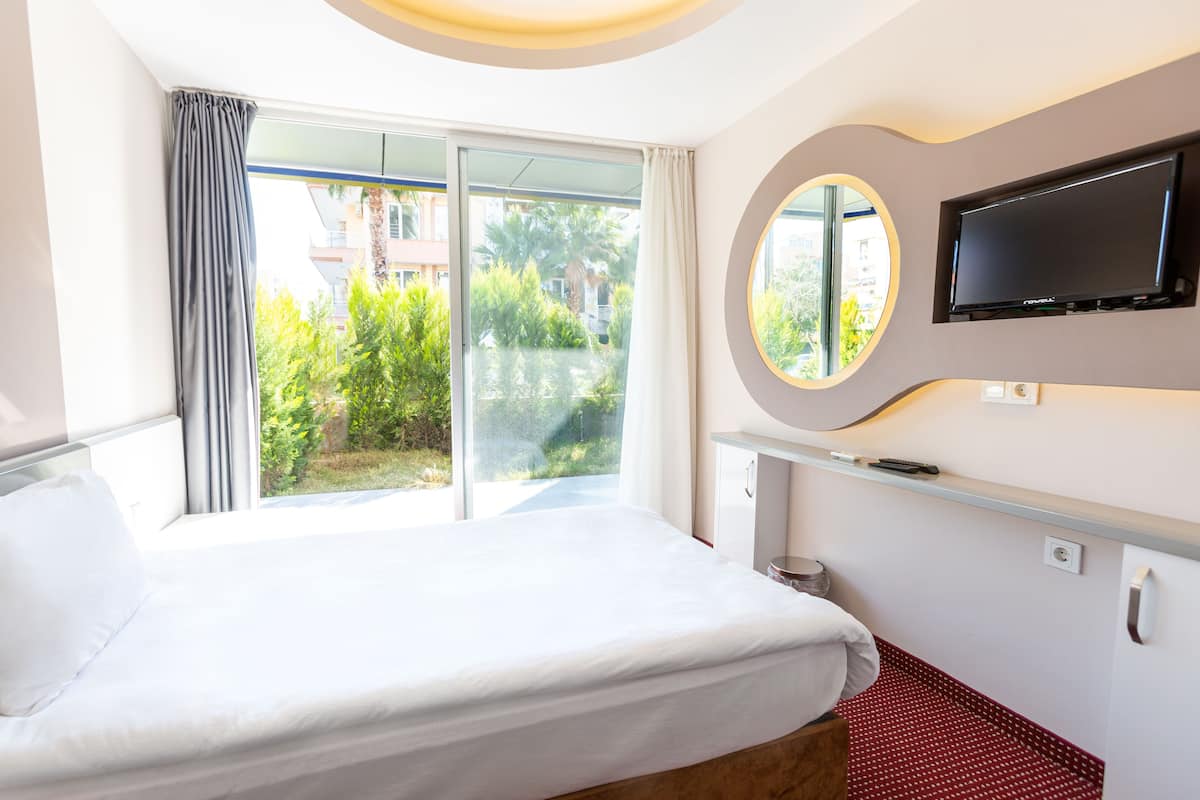 TEK KISILIK ODA | View from room