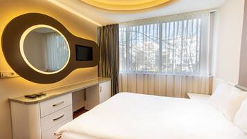 IKI KISILIK ODA | Roupas de cama premium, frigobar, quartos à prova de som