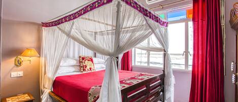 Two-Bedroom Apartment | 2 개의 침실, 이집트산 면 시트, 고급 침구, 객실 내 금고