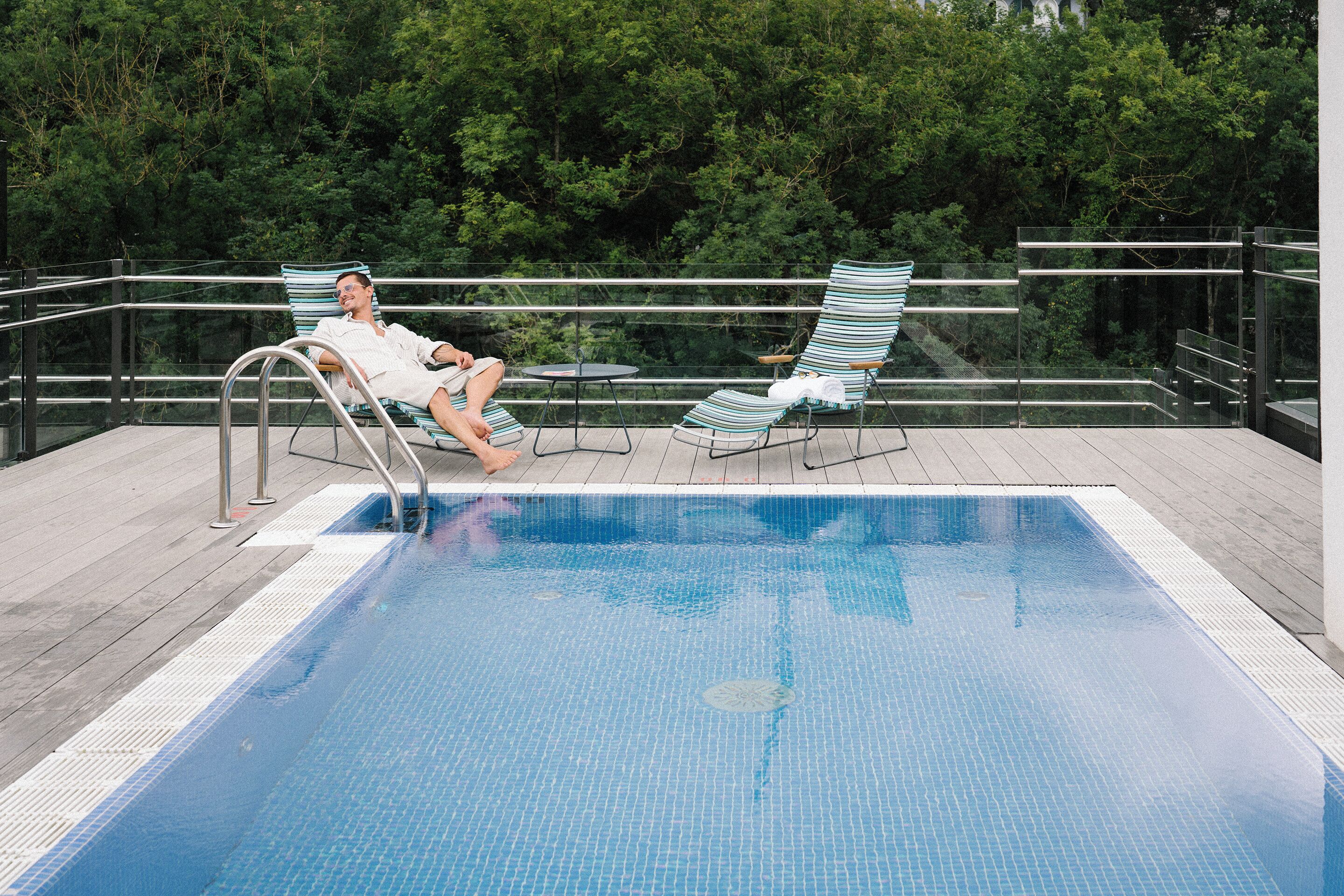 Seasonal outdoor pool