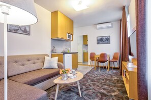 Private kitchenette - Booking Apartments (Belgrade)