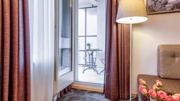 Apartment | Living area | LED TV