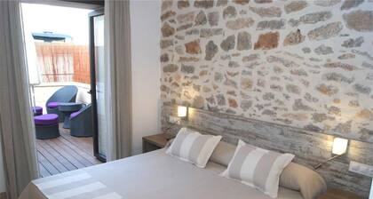 Petit Hotel C'an Mel