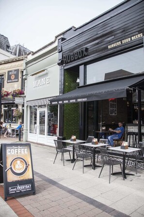 House, 6 Bedrooms | Exterior - Higgihaus at Hampton Whole House 6 Bed (Bristol)