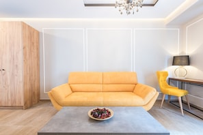 Superior Apartment (B4) | Living area