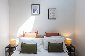 Apartment, 4 Bedrooms | 3 bedrooms, free WiFi, bed sheets - Rental In Rome Rosselli Palace Apartment 5 (Florence)