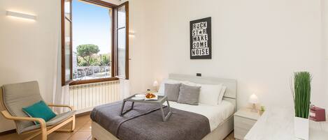 Apartment, 3 Bedrooms | 3 bedrooms, iron/ironing board, free WiFi, bed sheets