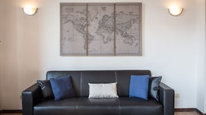 Appartamento, 3 camere da letto | Area soggiorno | TV a schermo piatto