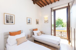 Apartment, 3 Bedrooms | 3 bedrooms, free cribs/infant beds, free WiFi, bed sheets