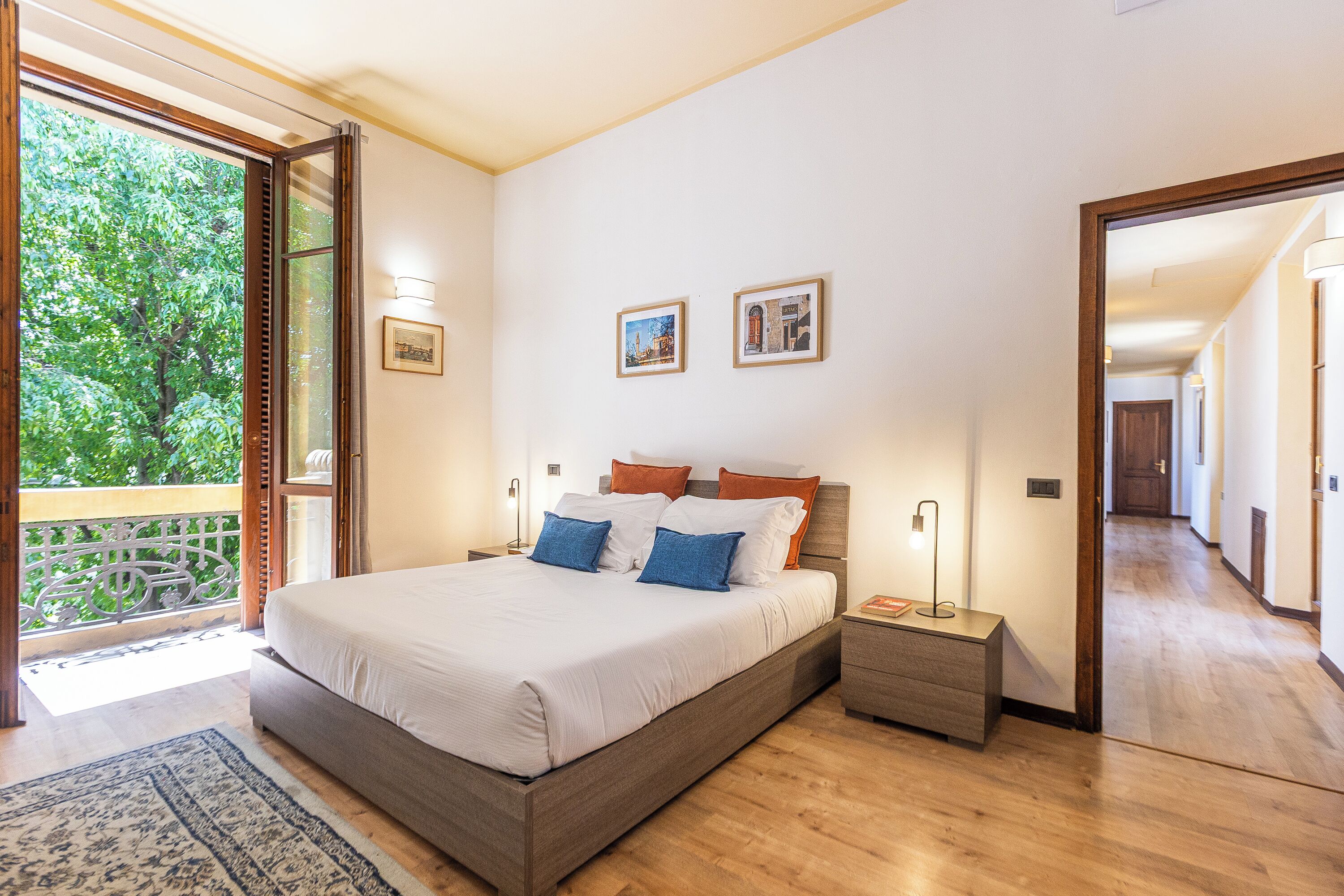 Rosselli Palace Deluxe 4 Apartment | 3 bedrooms, iron/ironing board, free cribs/infant beds, free WiFi