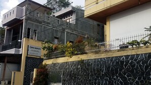 Exterior - Hotel Soloh Jaya (Parapat)