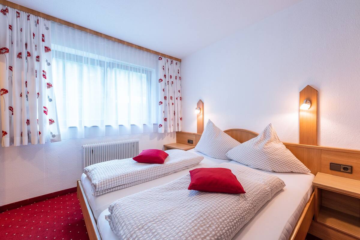 Apartment, 1 Bedroom | WiFi (free), individually furnished, bed sheets