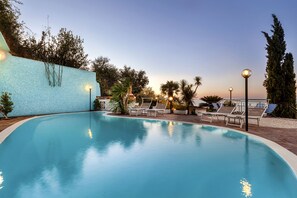 Seasonal outdoor pool - Villa Bianca (Sorrento)