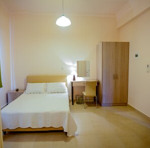 Double or Twin Room | Free WiFi, bed sheets