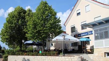 Bagian depan properti