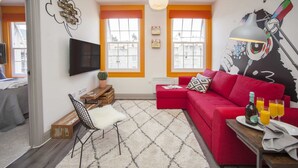 Apartment, 1 Bedroom (26) | Living room - Higgihaus at Century Place (Bristol)