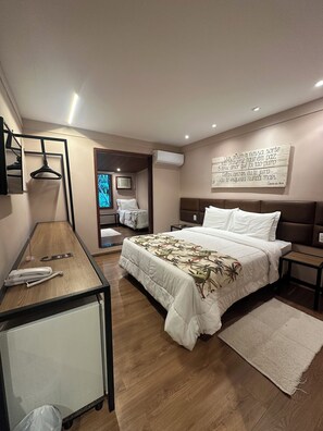 Blackout curtains, free WiFi, bed sheets - Hotel Fazenda Vilarejo (Valenca)