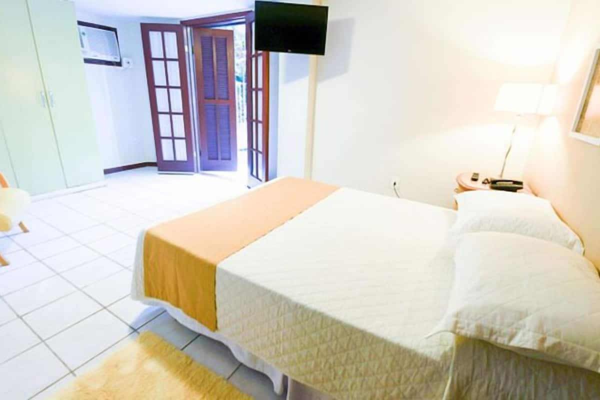 Minibar, Wi-Fi gratuit, draps fournis