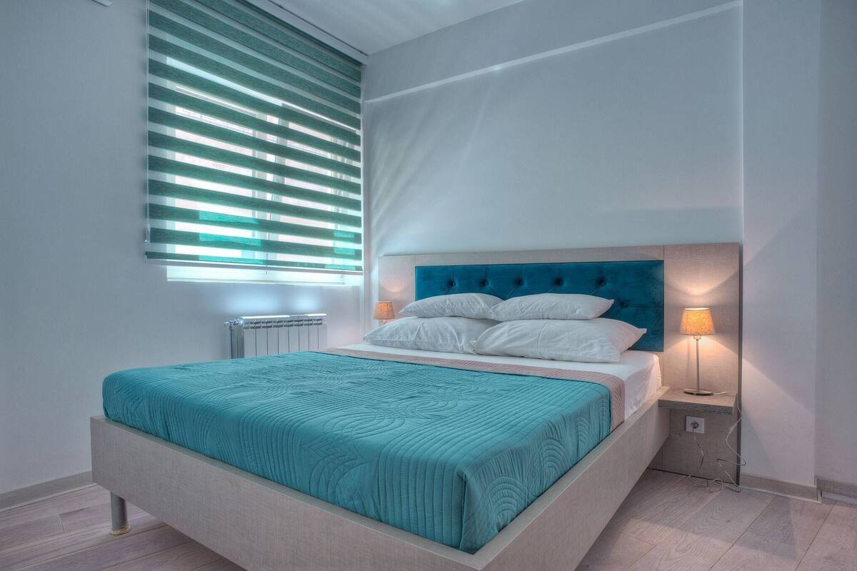 Apartment, 2 Bedrooms, Terrace, Sea View | 1 bedroom, in-room safe, desk, laptop workspace