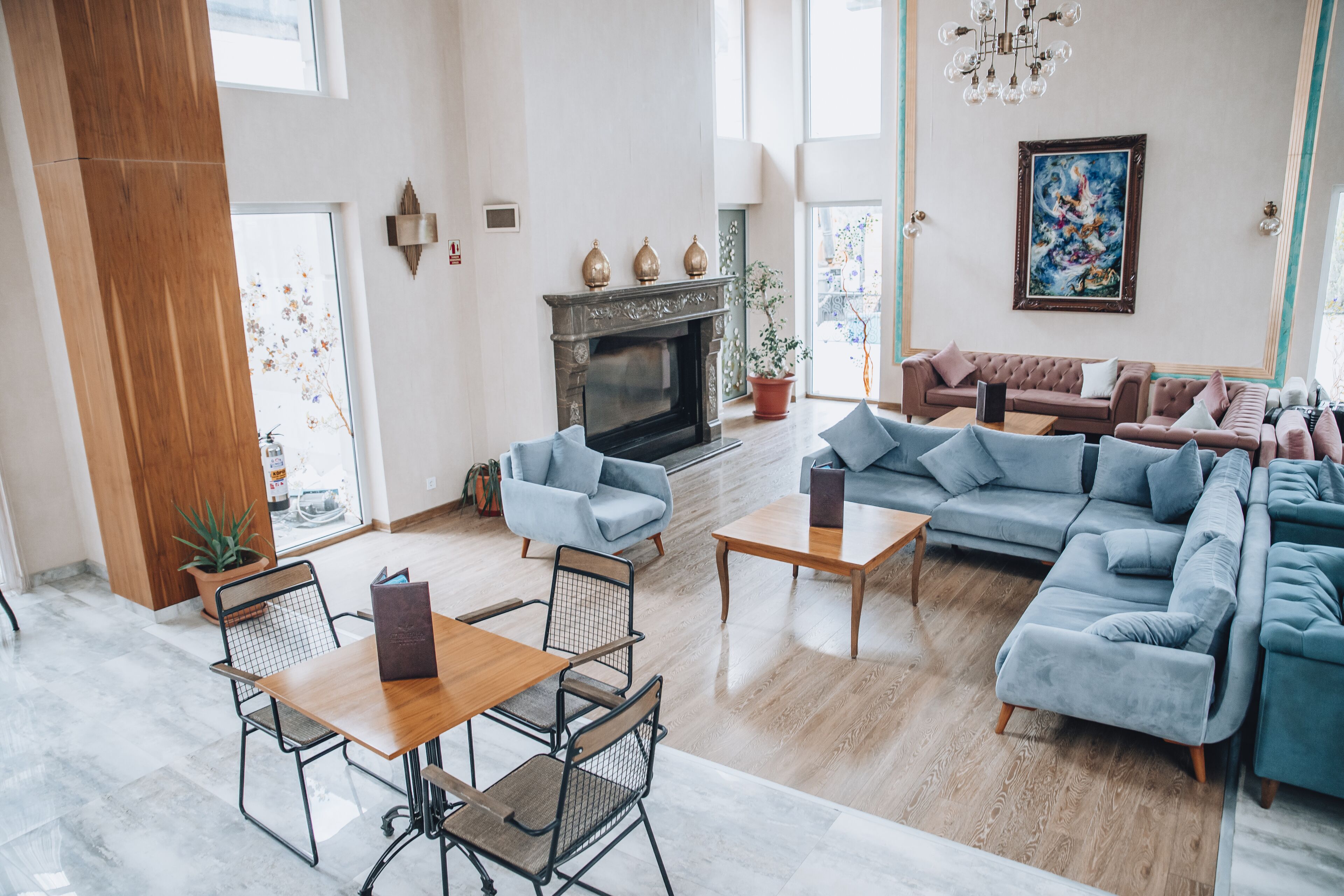 ロビー応接スペース