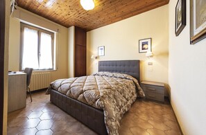 โต๊ะทำงาน, ผ้าปูที่นอน