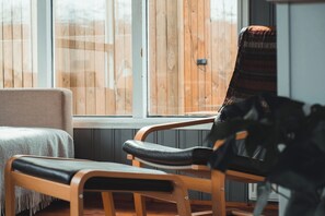 Flat-screen TV - Eyja Mörk & Bubble Bedroom (Rangárþing eystra)