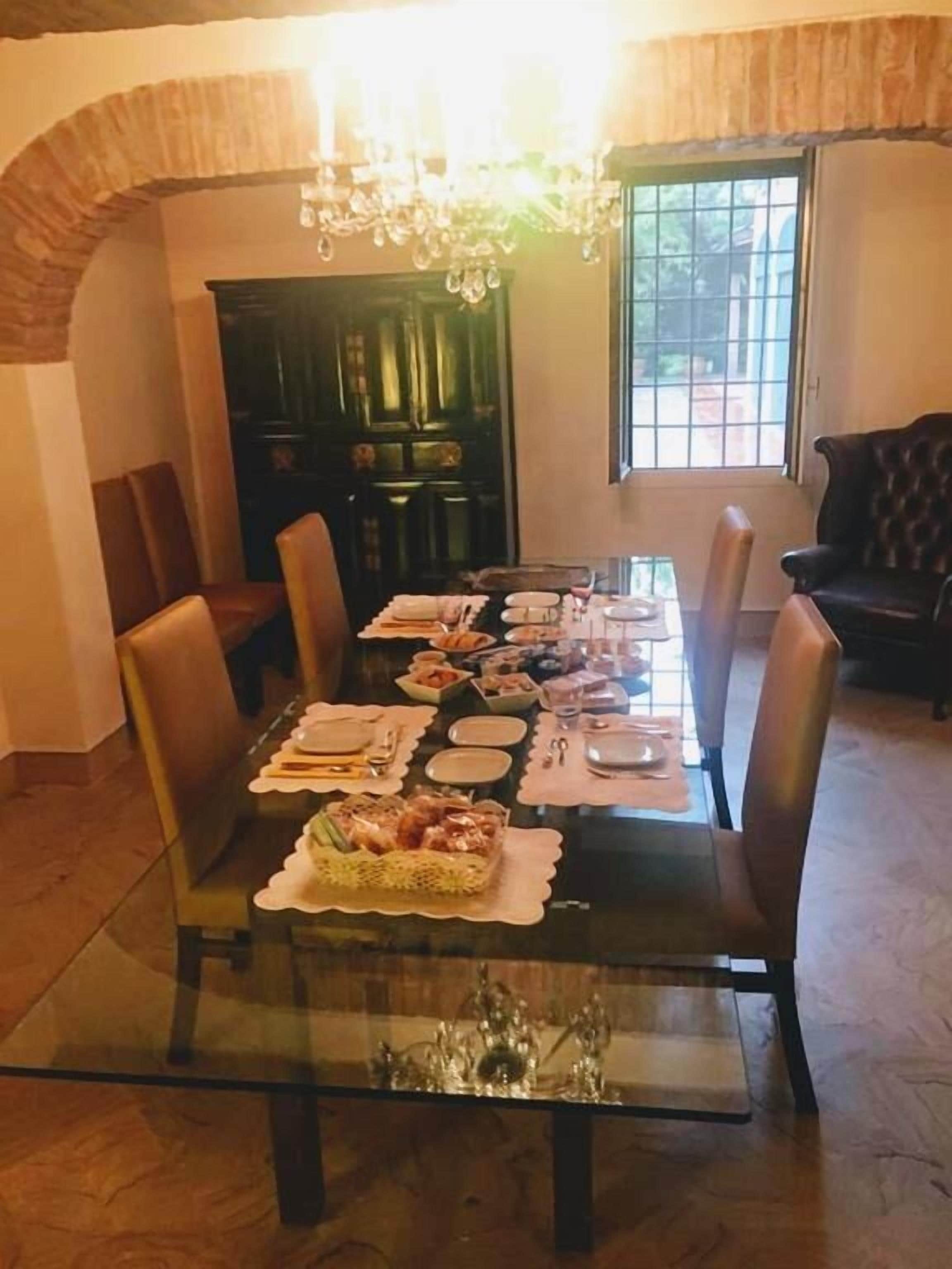 Tägliches inbegriffenes Frühstücksbuffet