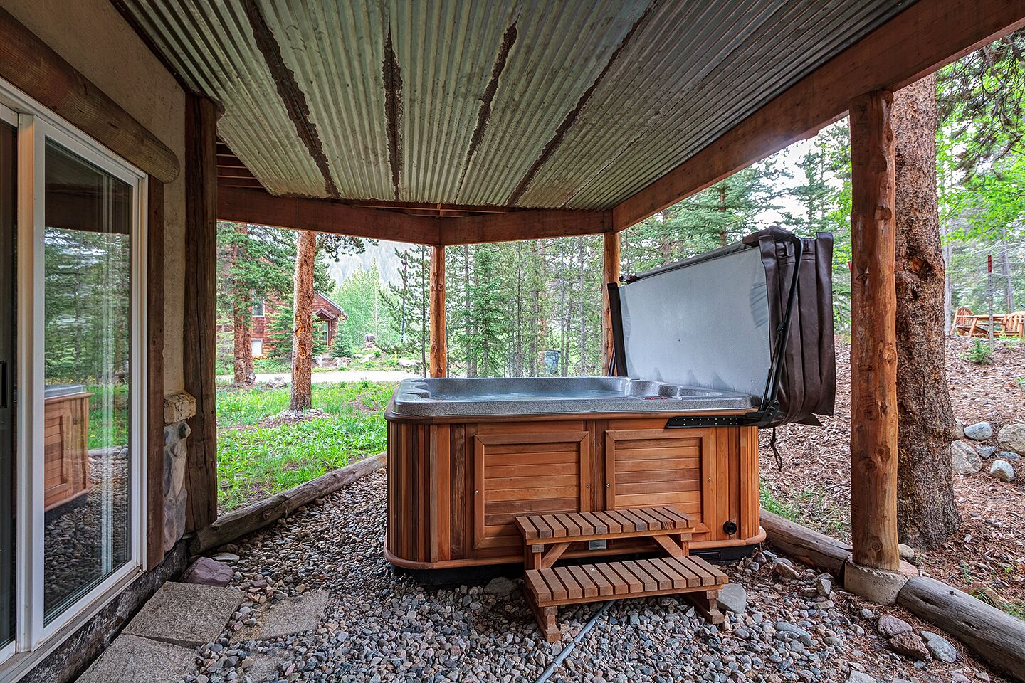 Bain à remous extérieur