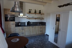 냉장고, 전자레인지, 쿡탑, 커피/티 메이커