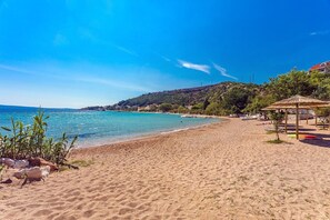 Beach - Villa Stozak, private heated pool, cinema room and sauna, 7 km from beach (Tugare)