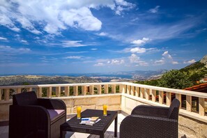 Property grounds - VILLA RUNJE- STONE BEAUTY with heated pool, jacuzzi, amazing view on Split & sea (Gornje Sitno)