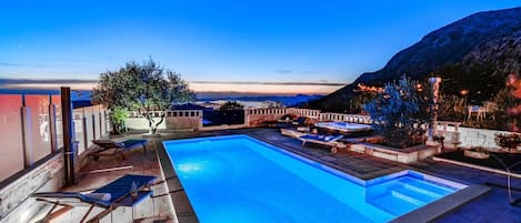 Beheizter Pool