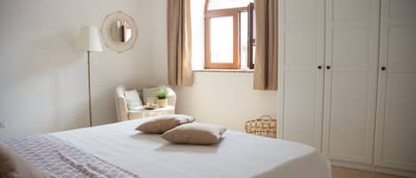 1 soverom, strykejern/-brett, wi-fi og sengetøy