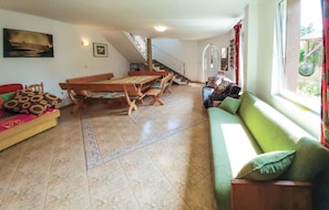 TV, fireplace - 3 bedroom beautiful home in Choczewo (Choczewo)