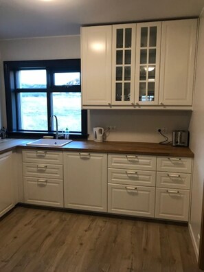Private kitchen - Fell Holiday Home (Arnarstapi)